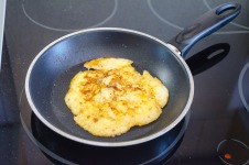 Omelett mit Pilzen und Schinken